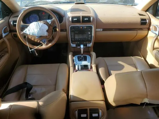 2010 PORSCHE CAYENNE   