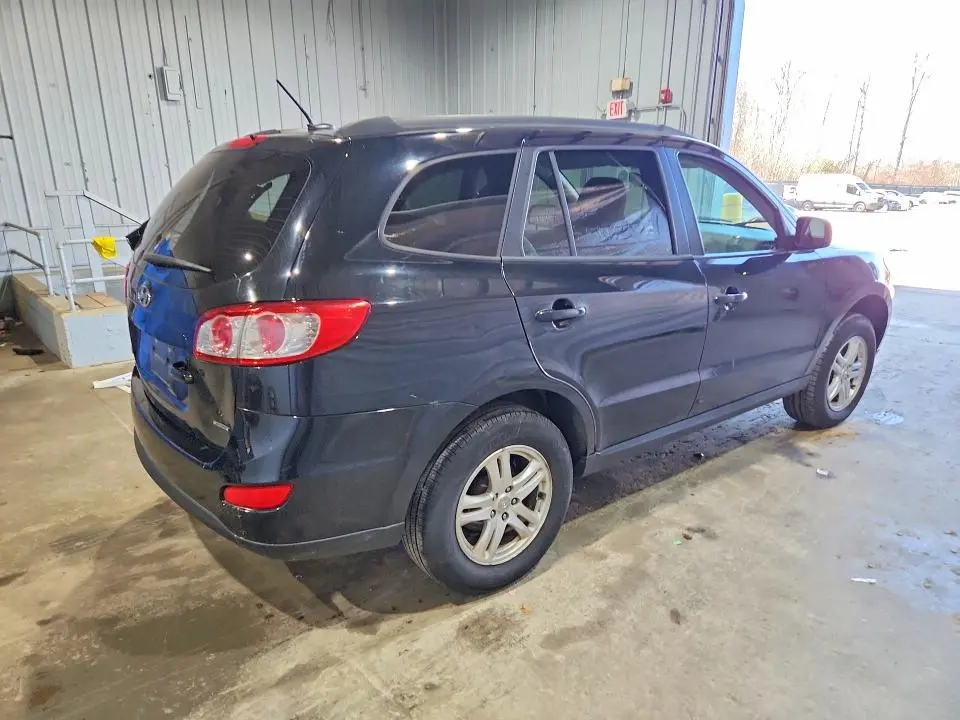 2012 HYUNDAI SANTA FE GLS  