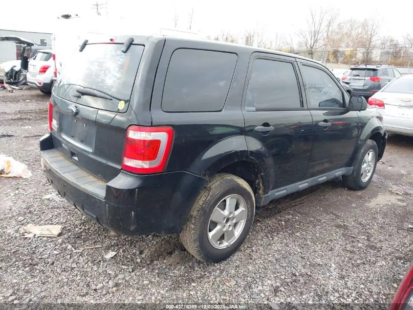 2012 FORD ESCAPE XLS