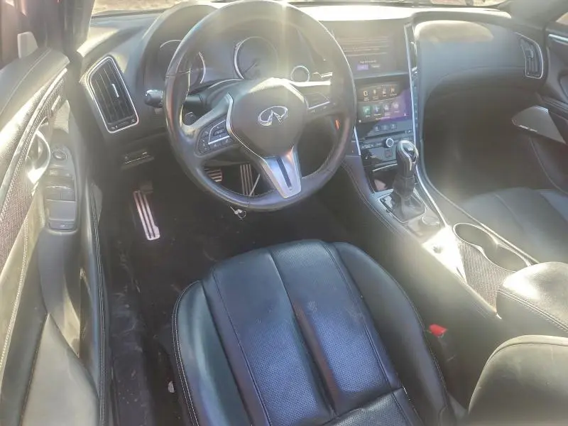 2017 INFINITI Q60 RED SPORT 400  