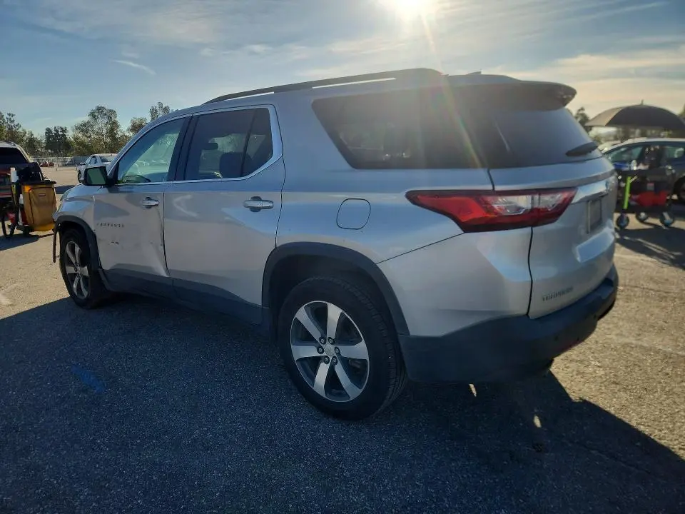 2021 CHEVROLET TRAVERSE LT  