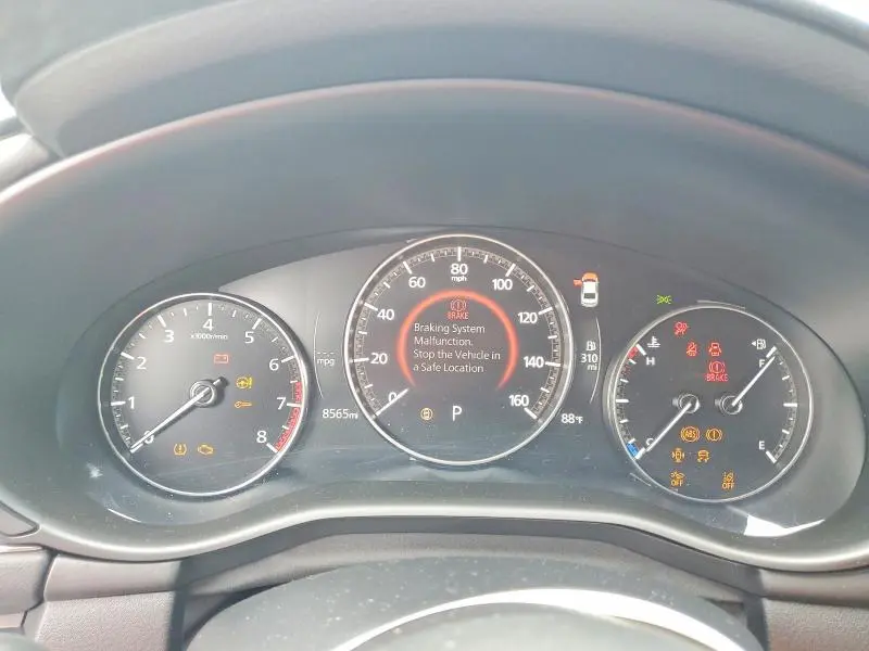 2024 MAZDA 3 PREFERRED  
