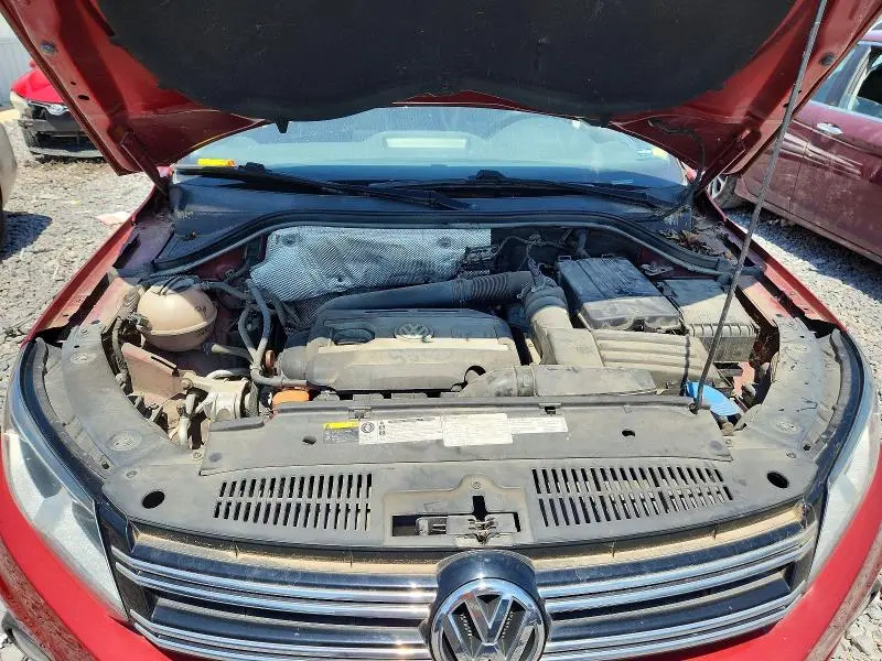 2013 VOLKSWAGEN TIGUAN S  