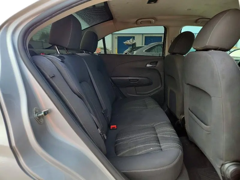 2017 CHEVROLET SONIC LT  