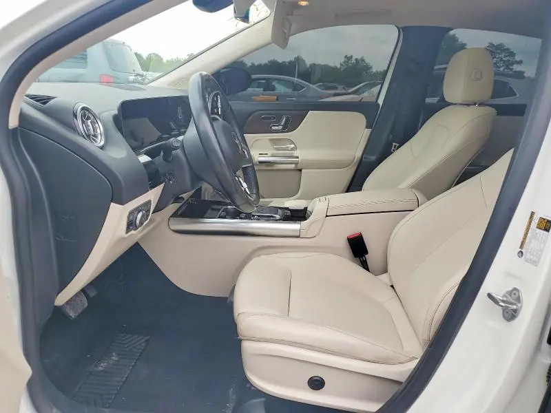 2021 MERCEDES-BENZ GLA 250 4MATIC  