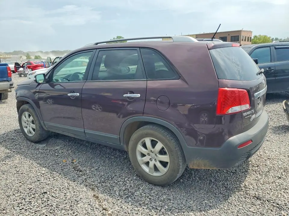 2013 KIA SORENTO LX  
