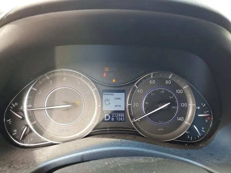2011 INFINITI QX56 BASE  