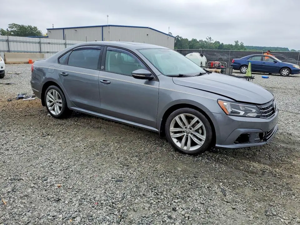 2019 VOLKSWAGEN PASSAT WOLFSBURG  