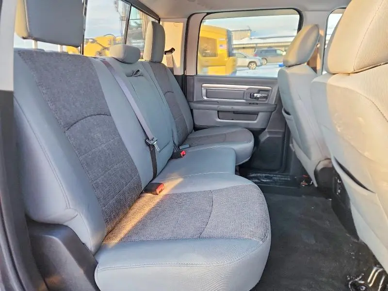 2017 RAM 2500 SLT  