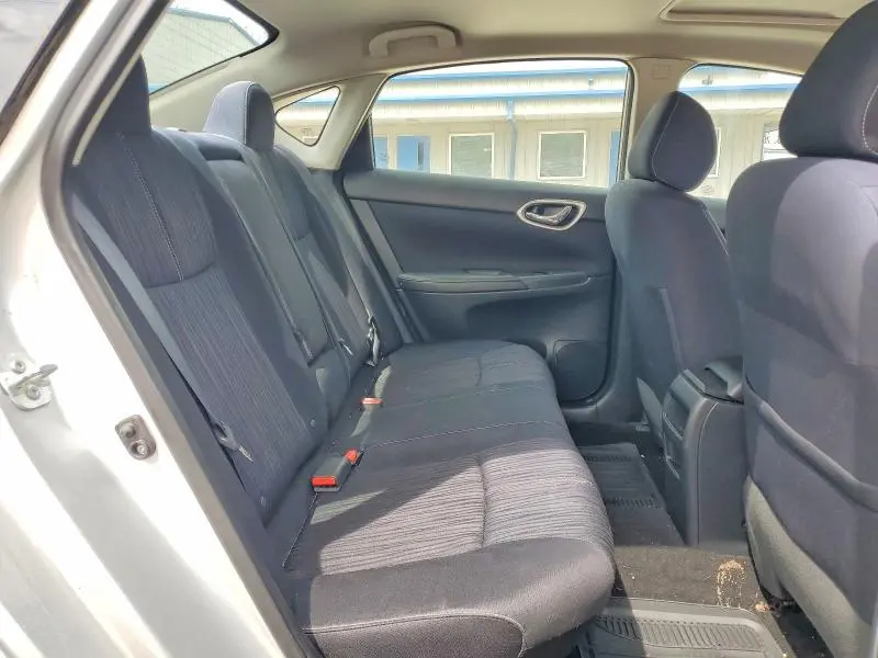 2016 NISSAN SENTRA SV  