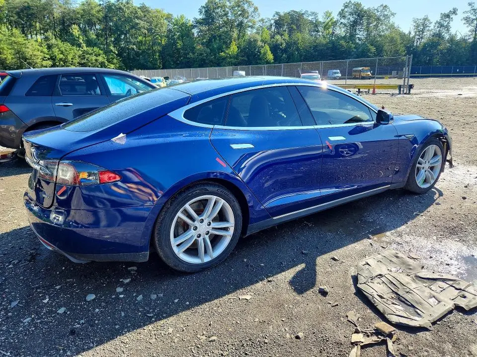 2016 TESLA MODEL S   