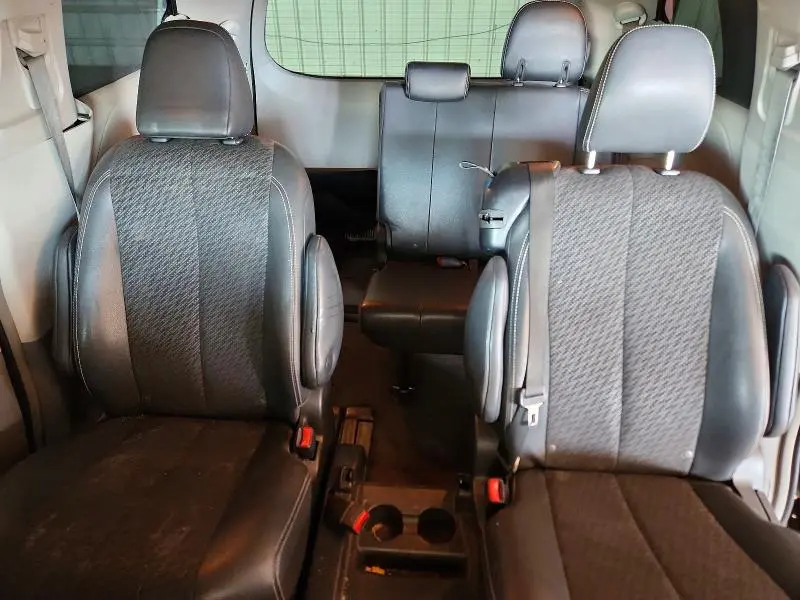 2014 TOYOTA SIENNA SPORT  