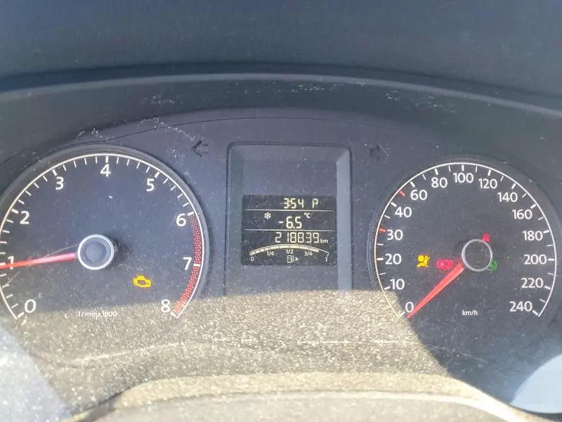 2013 VOLKSWAGEN JETTA BASE  