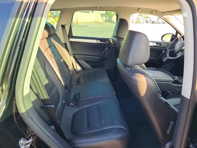 2014 VOLKSWAGEN TOUAREG V6  