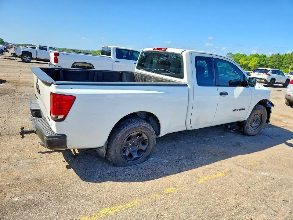 2015 NISSAN TITAN S  