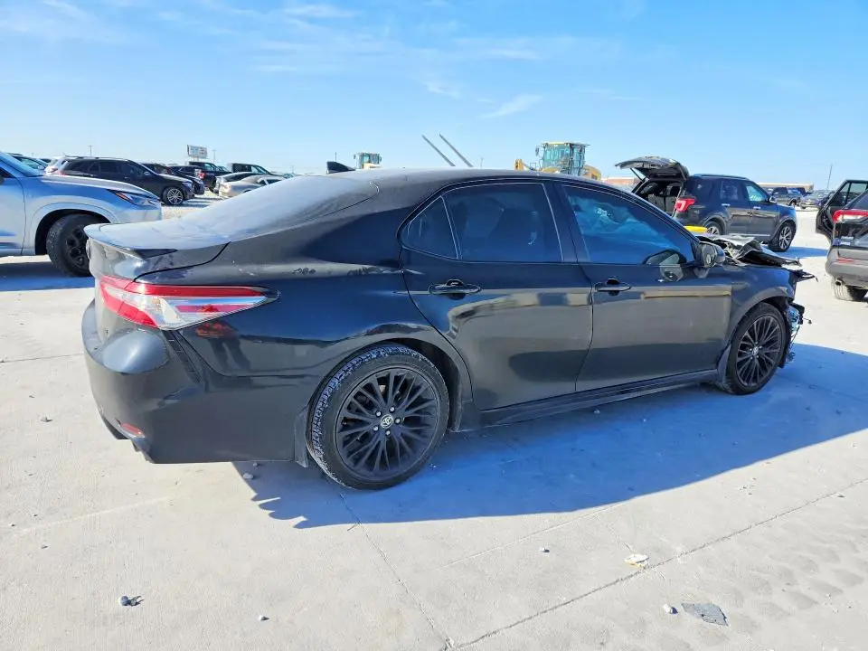 2021 TOYOTA CAMRY SE NIGHTSHADE  
