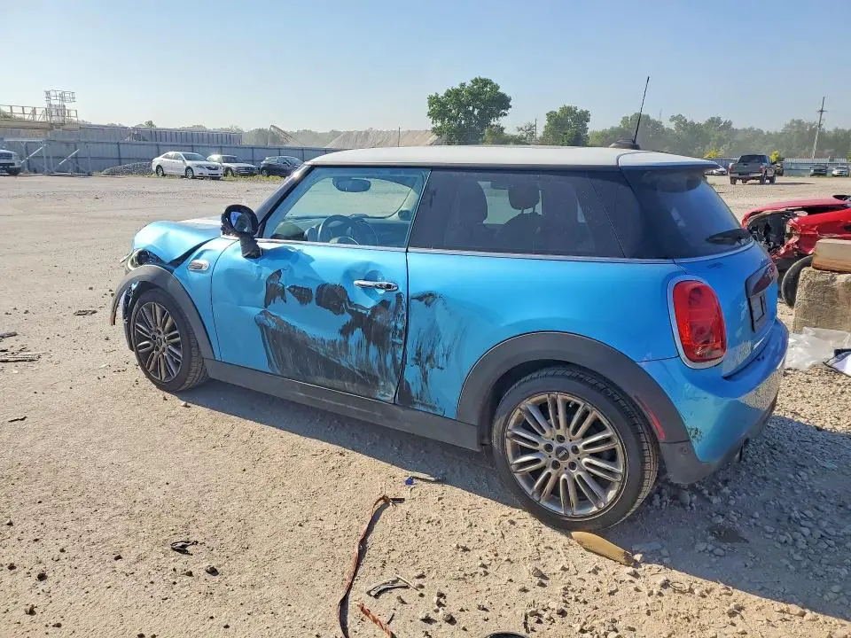 2019 MINI COOPER   