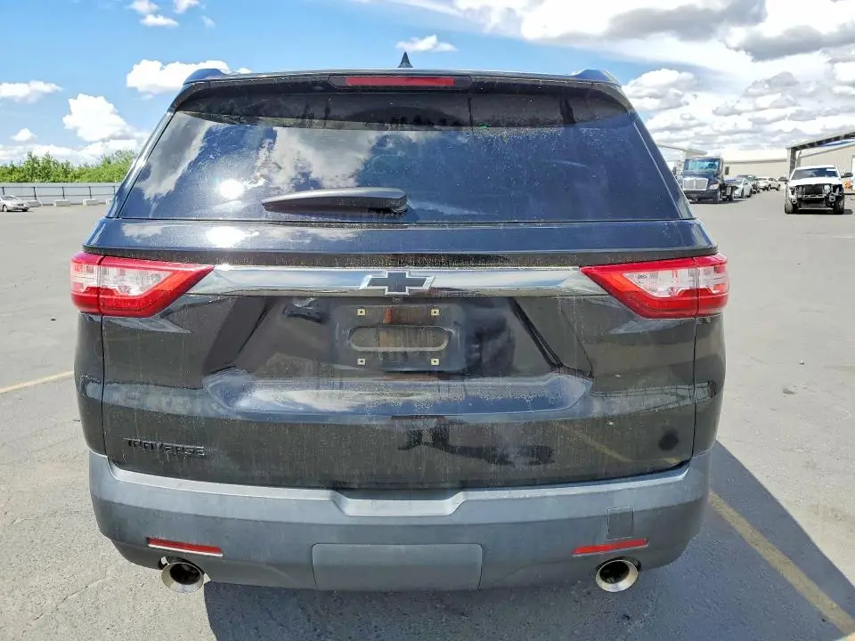 2018 CHEVROLET TRAVERSE LS  