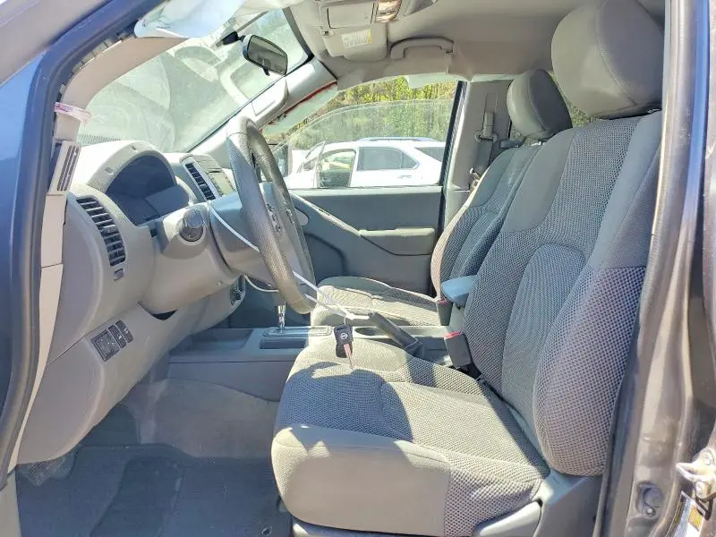 2018 NISSAN FRONTIER SV  