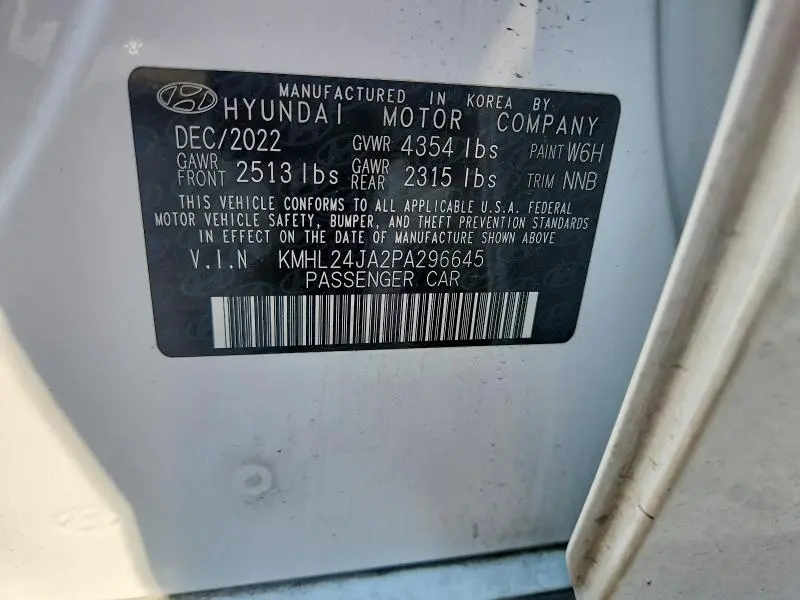 2023 HYUNDAI SONATA SE  
