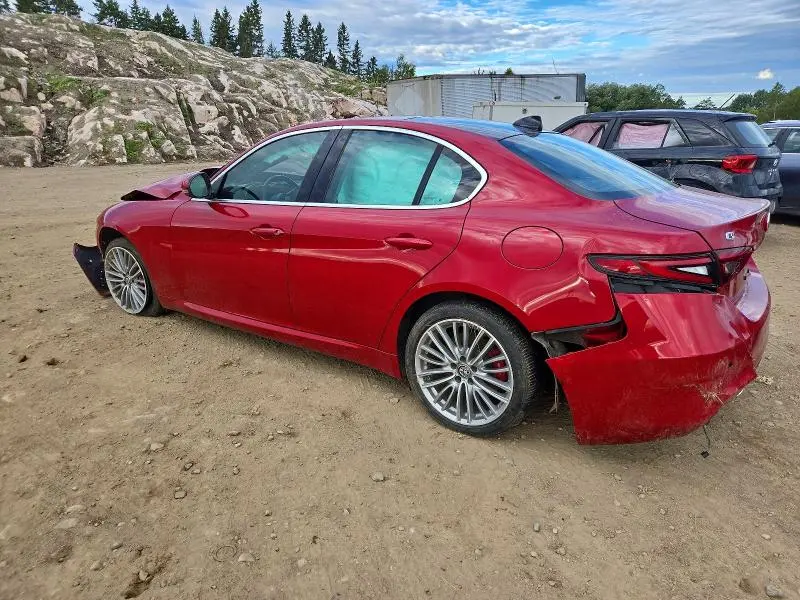 2017 ALFA ROMEO GIULIA   
