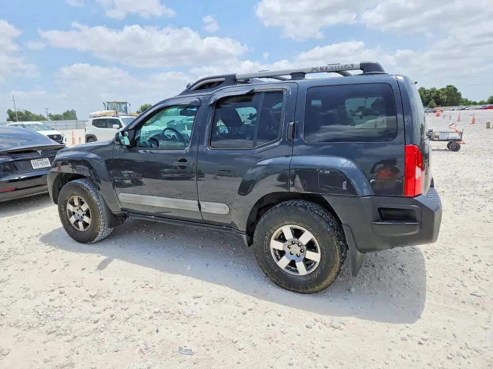 2012 NISSAN XTERRA X  