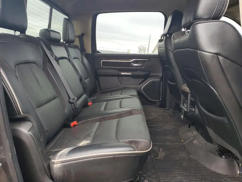 2019 RAM 1500 LARAMIE  