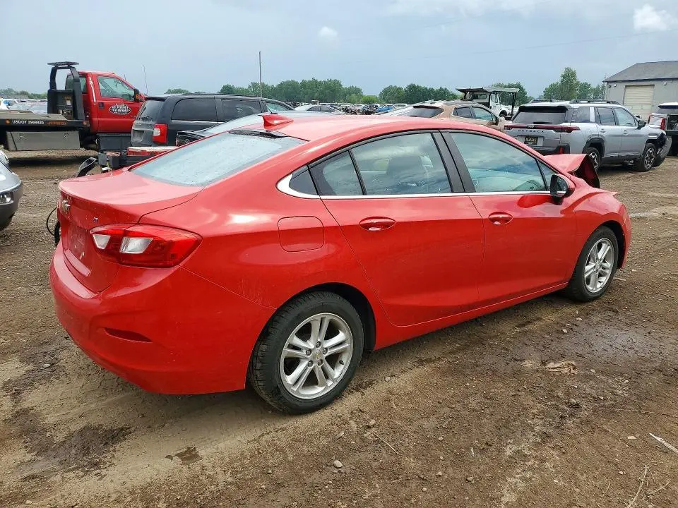 2017 CHEVROLET CRUZE LT  
