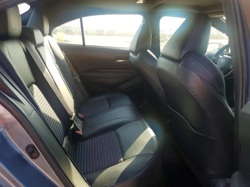 2021 TOYOTA COROLLA XSE  