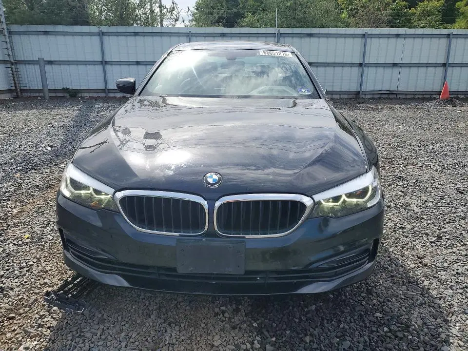 2017 BMW 530 XI  