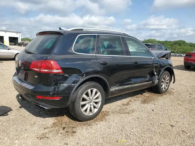 2011 VOLKSWAGEN TOUAREG V6  