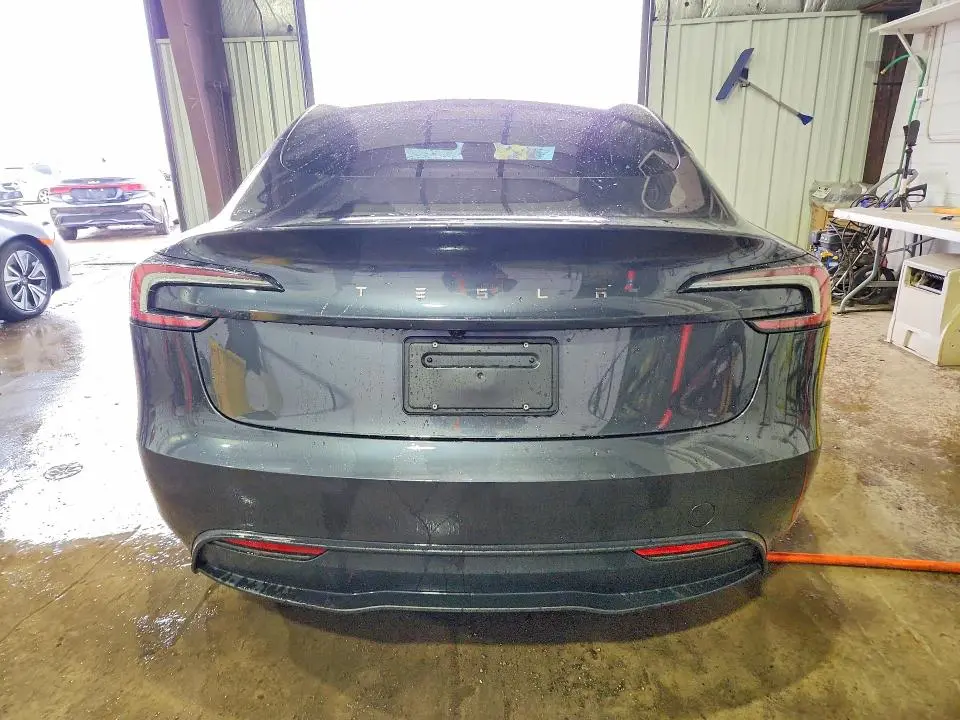 2025 TESLA MODEL 3   