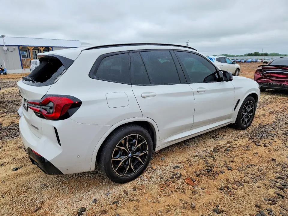 2022 BMW X3   