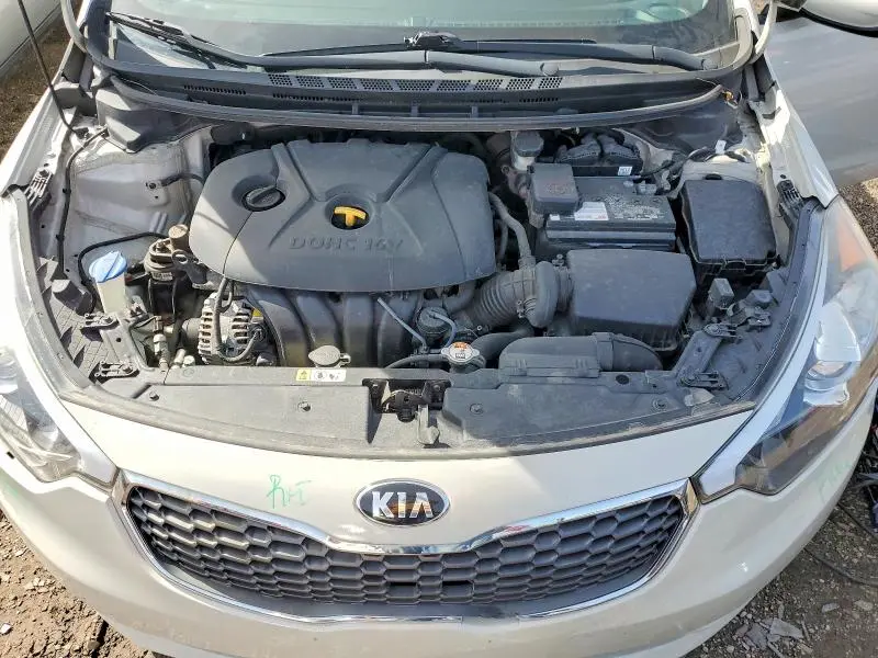 2015 KIA FORTE LX  