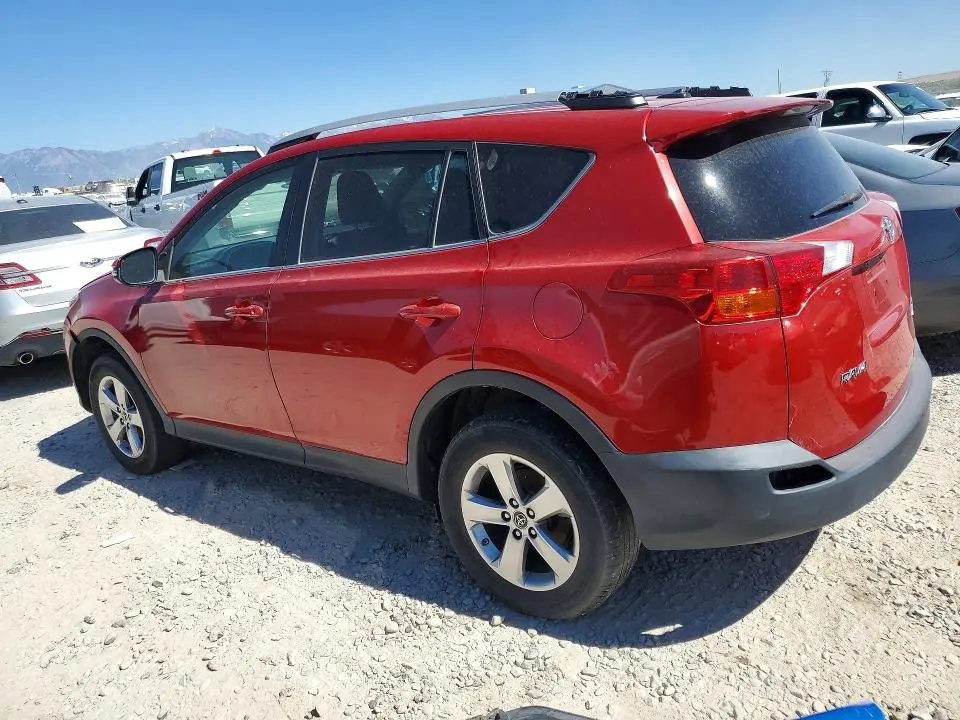 2015 TOYOTA RAV4 XLE  