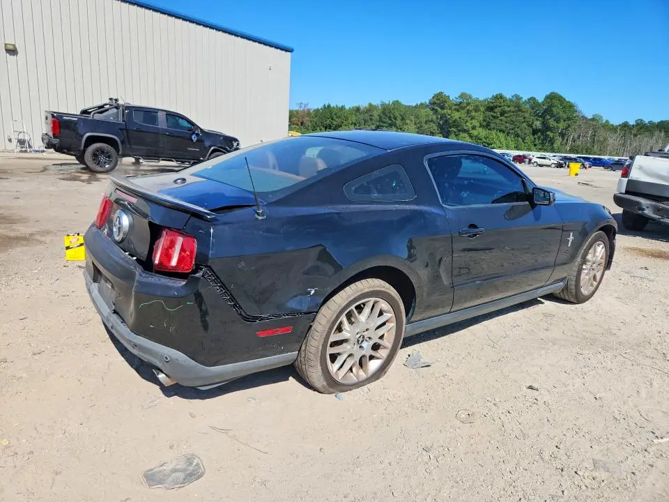 2012 FORD MUSTANG   