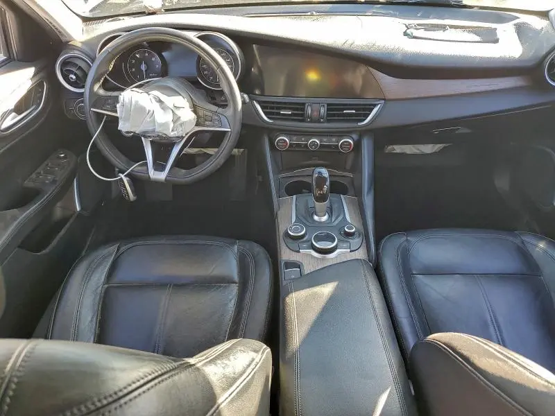 2017 ALFA ROMEO GIULIA TI  