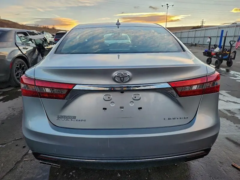 2016 TOYOTA AVALON XLE  