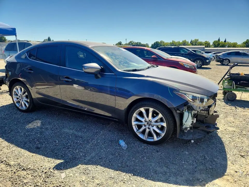 2016 MAZDA 3 TOURING  