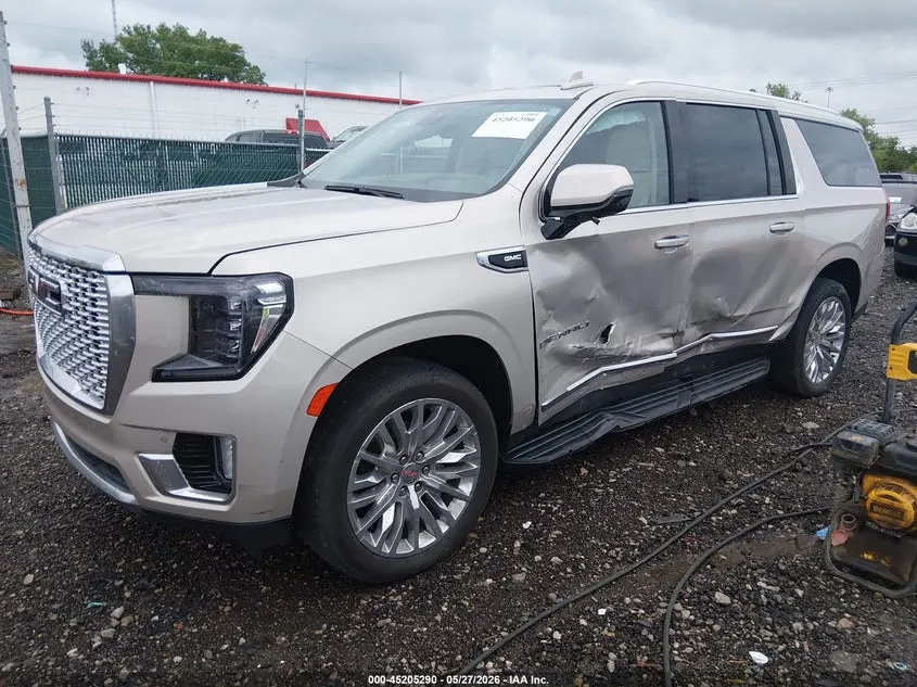 2023 GMC YUKON XL 4WD DENALI