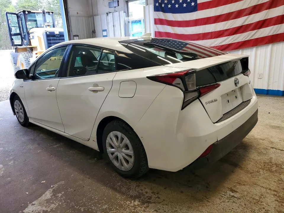 2019 TOYOTA PRIUS LE  