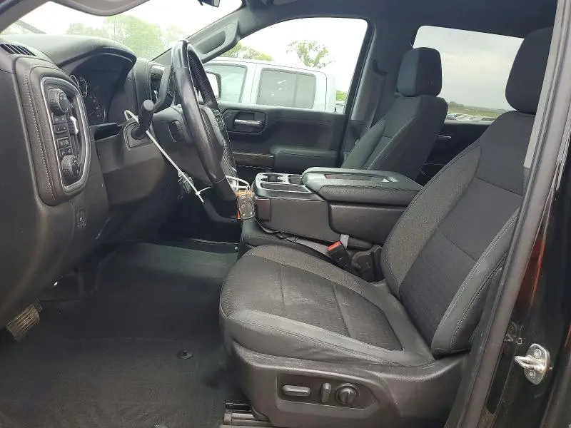 2021 CHEVROLET SILVERADO K1500 RST  