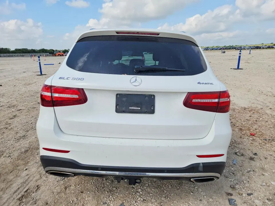 2017 MERCEDES-BENZ GLC 300 4MATIC  