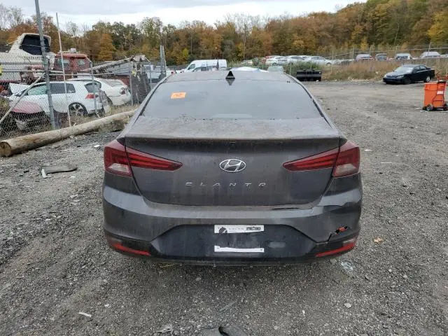 2020 HYUNDAI ELANTRA SEL  