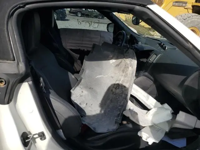 2010 NISSAN 370Z   