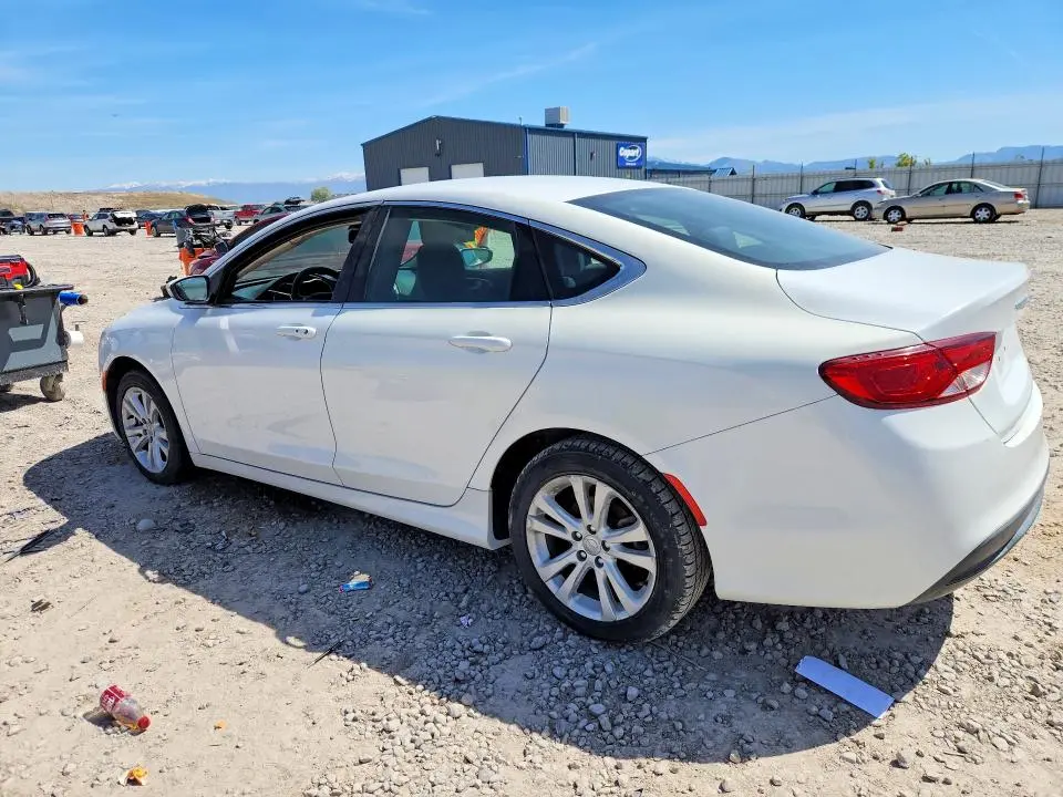 2016 CHRYSLER 200 LX  