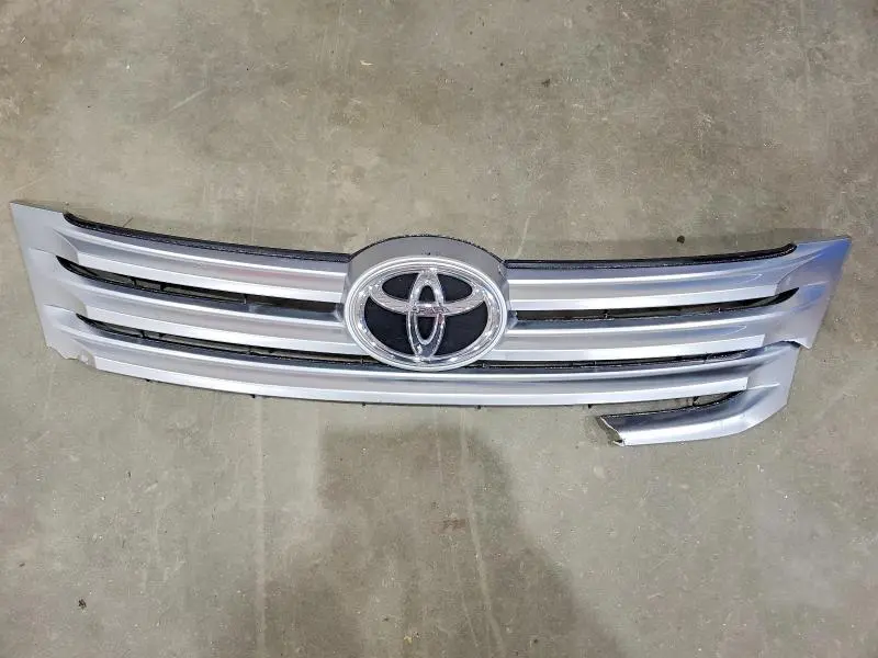 2011 TOYOTA AVALON LIMITED  