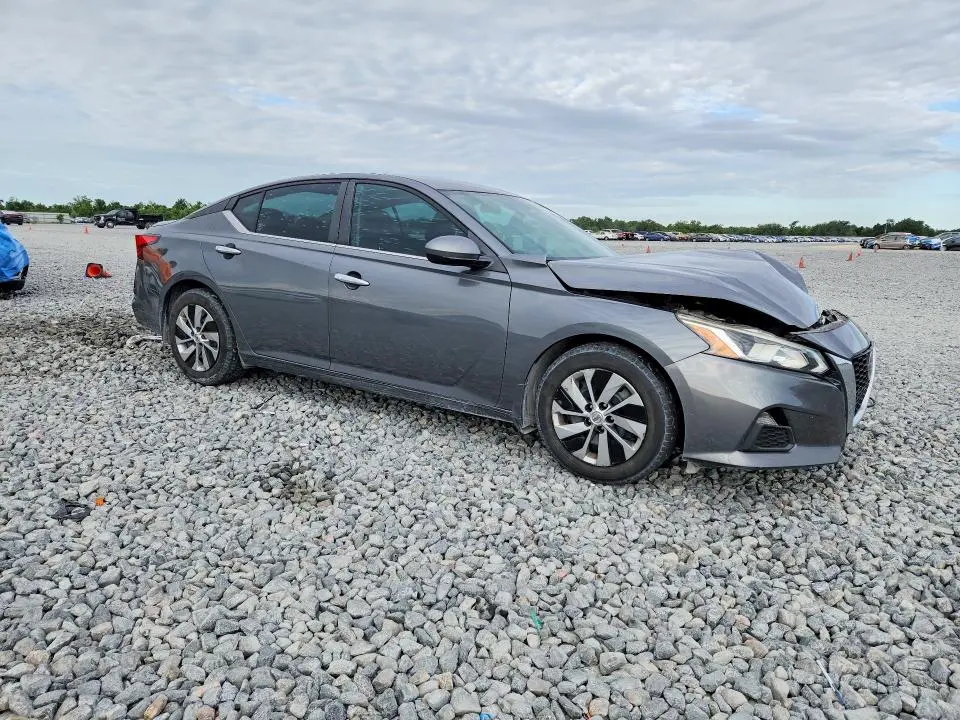 2019 NISSAN ALTIMA S  