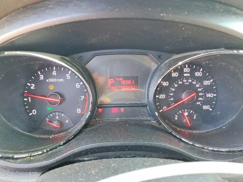 2016 KIA SEDONA LX  