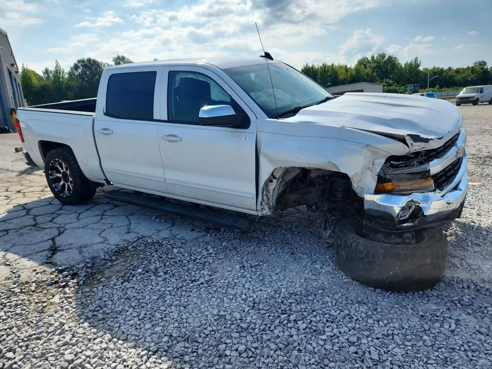2017 CHEVROLET SILVERADO C1500 LT  